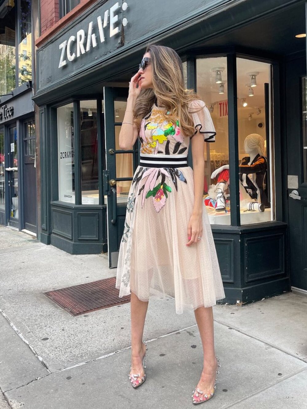 ZCRAVE Natia Sequin Floral Embroidered Tulle Midi Dress - Size L